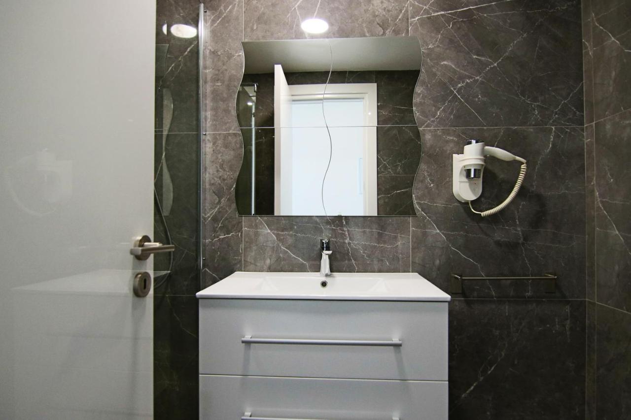 Phaedrus Living: Luxury Suite Nicosia 505 エクステリア 写真